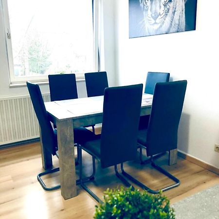 Wohnung Mit Neuem Bad Und Kueche Gelsenkirchen Exterior photo