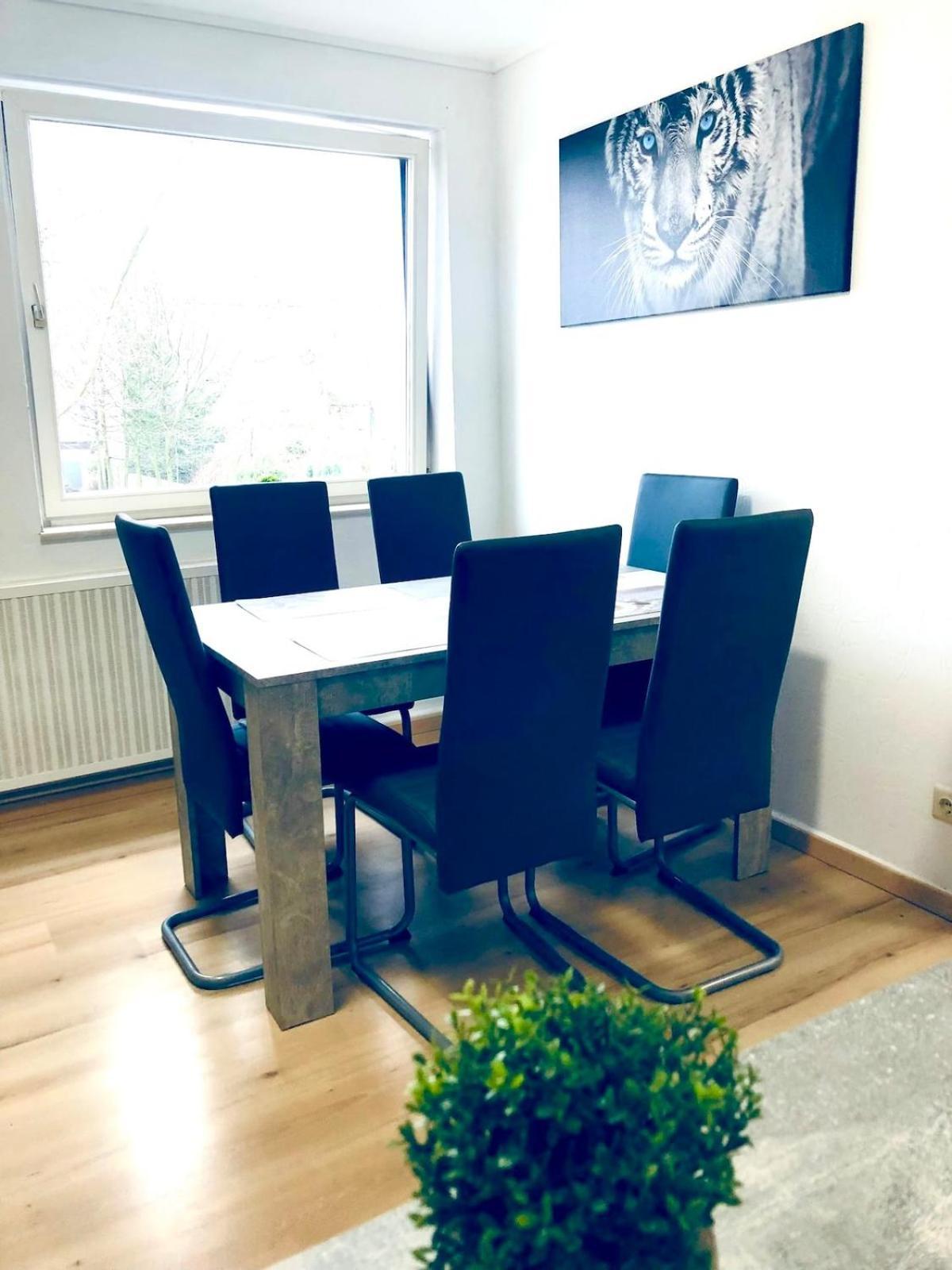 Wohnung Mit Neuem Bad Und Kueche Gelsenkirchen Exterior photo